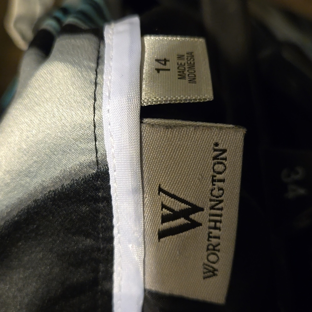 Skirt - Picture 5 of 5